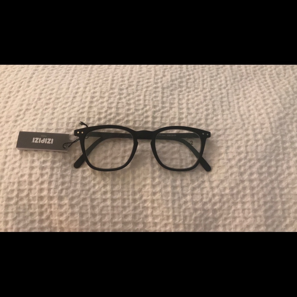 Unisex Readers +2.0. Black